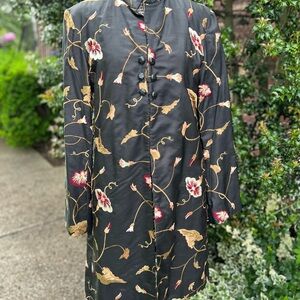 Spiegel Black Raw Silk Beige, Cream, Red Floral Embroidered Oriental Midi Coat S